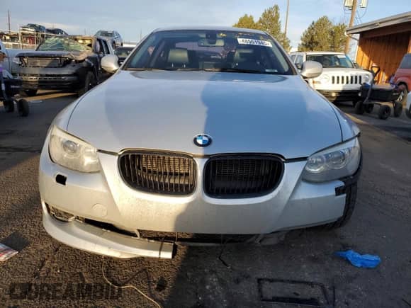 2013 BMW 3 Series 328i с VIN WBAKE5C54DE432384, выставлен на аукционе Copart как лот 48551945 с пробегом 117 509 миль миль и Списание • Salvage title. История ставок и продаж доступна на DreamBid. Изображение 5.