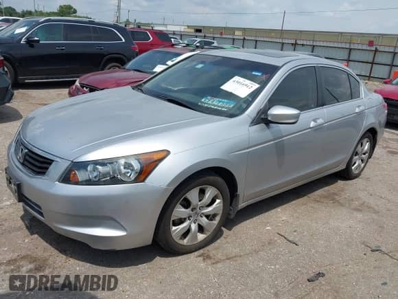 2010 Honda Accord EX with VIN 1HGCP2F79AA113354, listed as a IAAI auction lot 43016912 with 114,673 mi miles and . Bid and sale history available at DreamBid. Image 2.