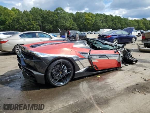 2016 Lamborghini Huracan LP 610-4 with VIN ZHWUR1ZF7GLA05381, listed as a Copart auction lot 71273294 with 10,965 mi miles and Salvage title. Bid and sale history available at DreamBid. Image 3.