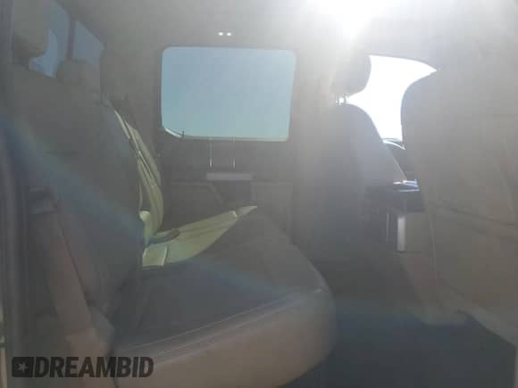 2017 Ford F-250 Lariat z VIN 1FT7W2BT4HED55641, wystawiony jako Copart lot #81684375 z przebiegiem 136 041 mil mil oraz Szkoda całkowita • Salvage title. Historia ofert i sprzedaży dostępna na DreamBid. Obrazek 10.