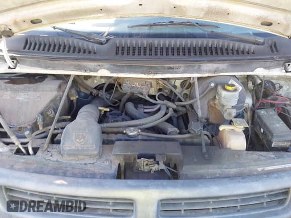 1998 Dodge Cargo with VIN 2B7JB21Y7WK131013, listed as a IAAI auction lot 41337929 with 315,742 mi miles and . Bid and sale history available at DreamBid. Image 10.