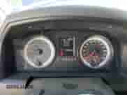 2019 Ram 1500 Tradesman z VIN 1C6RR7FT2KS576985, wystawiony jako Copart lot #69814125 z przebiegiem 127 565 mil mil oraz Szkoda całkowita • Salvage title. Historia ofert i sprzedaży dostępna na DreamBid. Obrazek 9.