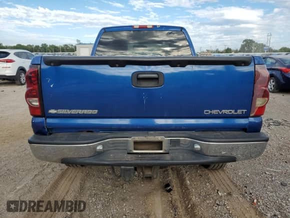 2003 Chevrolet Silverado 1500HD LT с VIN 1GCGC13U33F144265, выставлен на аукционе Copart как лот 70311494 с пробегом 328 805 миль миль и Списание • Salvage title. История ставок и продаж доступна на DreamBid. Изображение 6.