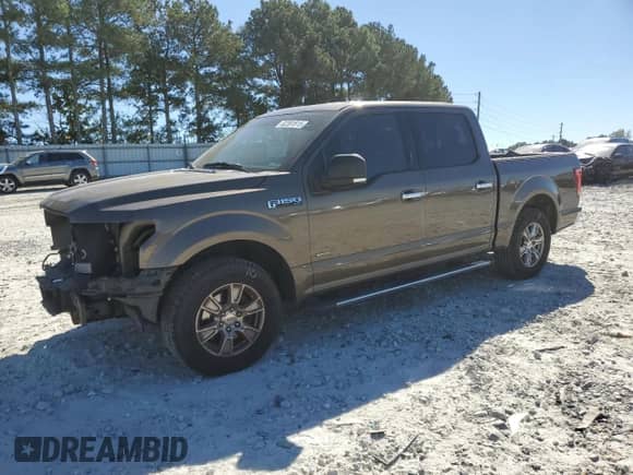 2016 Ford F-150 XLT z VIN 1FTEW1CP2GFD32175, wystawiony jako Copart lot #82391815 z przebiegiem 250 501 mil mil oraz Szkoda całkowita • Salvage title. Historia ofert i sprzedaży dostępna na DreamBid. Obrazek 1.