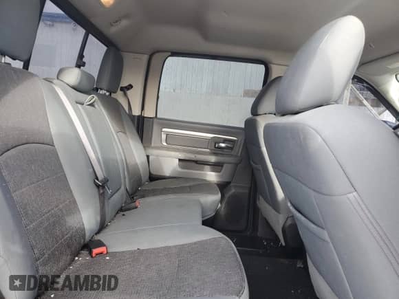 2019 Ram 1500 Warlock z VIN 1C6RR7LT9KS735313, wystawiony jako Copart lot #83643554 z przebiegiem Nie podano mil oraz Czysty tytuł • Clean title. Historia ofert i sprzedaży dostępna na DreamBid. Obrazek 11.