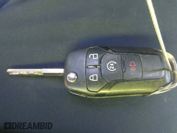 2018 Ford F-150 XL с VIN 1FTEW1CG2JFB51326, выставлен на аукционе IAAI как лот 42053317 с пробегом 50 507 миль миль и . История ставок и продаж доступна на DreamBid. Изображение 11.