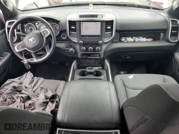 2022 Ram 1500 Big Horn z VIN 1C6RRFBG4NN225145, wystawiony jako Copart lot #63920495 z przebiegiem 40 295 mil mil oraz Szkoda całkowita • Salvage title. Historia ofert i sprzedaży dostępna na DreamBid. Obrazek 8.