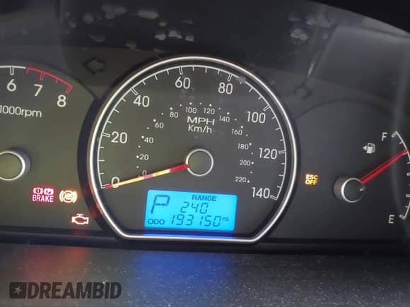 2010 Hyundai Elantra GLS with VIN KMHDU4AD9AU016685, listed as a IAAI auction lot 41852371 with 193,150 mi miles and . Bid and sale history available at DreamBid. Image 7.