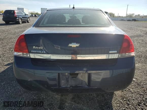 2011 Chevrolet Impala LS Retail with VIN 2G1WA5EK0B1102039, listed as a Copart auction lot 86171845 with 269,373 mi miles and Clean title. Bid and sale history available at DreamBid. Image 6.