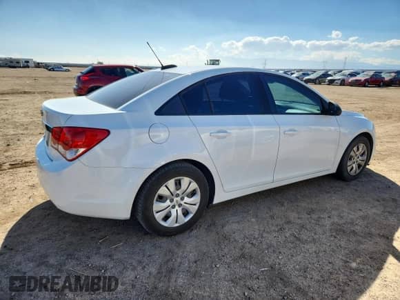 2016 Chevrolet Cruze LS с VIN 1G1PC5SG4G7113831, выставлен на аукционе Copart как лот 82438845 с пробегом 172 205 миль миль и Списание • Salvage title. История ставок и продаж доступна на DreamBid. Изображение 3.