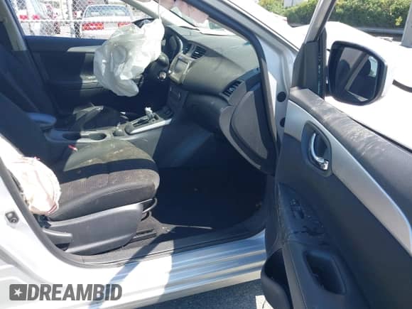 2019 Nissan Sentra SR with VIN 3N1AB7AP6KY426628, listed as a IAAI auction lot 43179563 with 53,432 mi miles and . Bid and sale history available at DreamBid. Image 5.