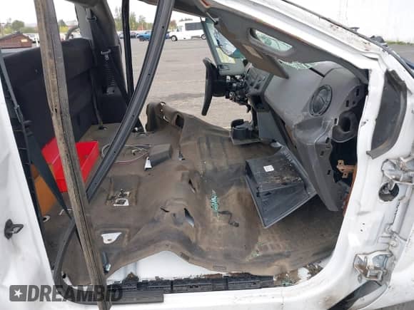 2016 Ford F-250 XL z VIN 1FTBF2A68GED00498, wystawiony jako IAAI lot #40550532 z przebiegiem Nie podano mil oraz . Historia ofert i sprzedaży dostępna na DreamBid. Obrazek 5.