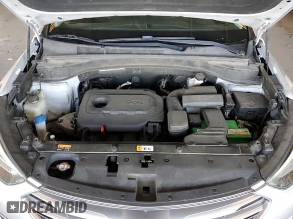 2017 Hyundai Santa Fe 2.4L с VIN 5XYZTDLB8HG392640, выставлен на аукционе Copart как лот 82265065 с пробегом 93 953 миль миль и Списание • Salvage title. История ставок и продаж доступна на DreamBid. Изображение 12.