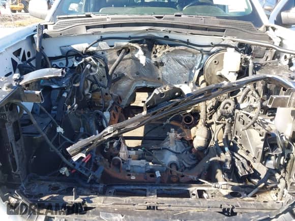 2017 GMC Sierra 1500 SLT z VIN 1GTV2NEJ3HZ146009, wystawiony jako IAAI lot #43461744 z przebiegiem 116 212 mil mil oraz . Historia ofert i sprzedaży dostępna na DreamBid. Obrazek 10.