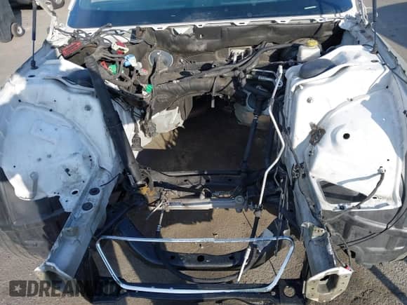 2013 Dodge Challenger SRT-8 with VIN 2C3CDYCJ7DH529388, listed as a IAAI auction lot 41616384 with Not provided miles and . Bid and sale history available at DreamBid. Image 10.