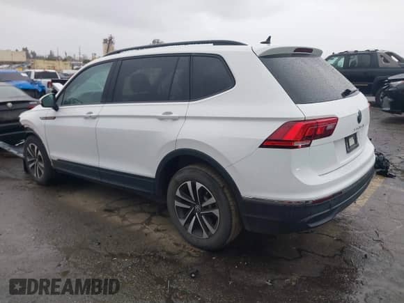2022 Volkswagen Tiguan S с VIN 3VV1B7AXXNM149461, выставлен на аукционе IAAI как лот 41746132 с пробегом 22 832 миль миль и . История ставок и продаж доступна на DreamBid. Изображение 3.