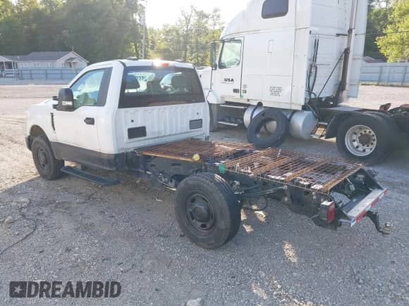 2022 Ford F-250 XL с VIN 1FDBF2A62NED47776, выставлен на аукционе IAAI как лот 43091055 с пробегом 38 988 миль миль и . История ставок и продаж доступна на DreamBid. Изображение 3.