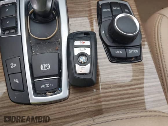 2013 BMW X3 xDrive28i with VIN 5UXWX9C54D0D03663, listed as a IAAI auction lot 43430563 with 149,392 mi miles and . Bid and sale history available at DreamBid. Image 11.