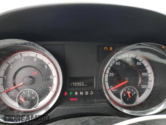 2015 Dodge Grand Caravan SXT with VIN 2C4RDGCG4FR605473, listed as a Copart auction lot 52689925 with 179,966 mi miles and Salvage title. Bid and sale history available at DreamBid. Image 9.