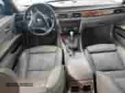 2007 BMW 3 Series 328i z VIN WBAVA33537PV66051, wystawiony jako Copart lot #82264715 z przebiegiem 102 572 mil mil oraz Szkoda całkowita • Salvage title. Historia ofert i sprzedaży dostępna na DreamBid. Obrazek 8.