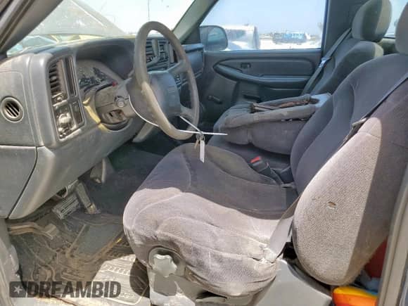 2000 GMC Sierra 1500 SL с VIN 1GTEC14W5YZ197935, выставлен на аукционе Copart как лот 67078935 с пробегом 266 755 миль миль и Списание • Salvage title. История ставок и продаж доступна на DreamBid. Изображение 7.