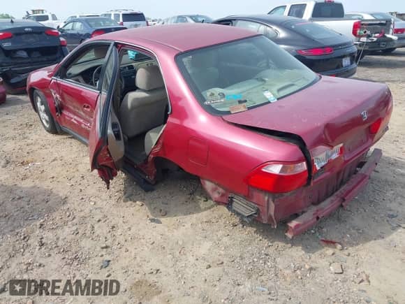 2000 Honda Accord SE с VIN JHMCG5676YC034639, выставлен на аукционе IAAI как лот 42034637 с пробегом 158 795 миль миль и . История ставок и продаж доступна на DreamBid. Изображение 3.