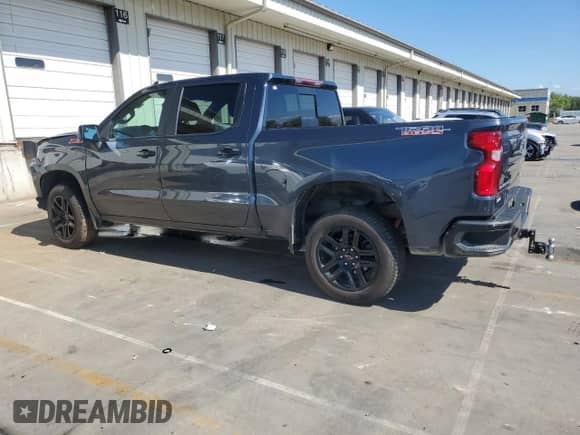 2021 Chevrolet Silverado 1500 LT Trail Boss with VIN 1GCPYFED3MZ434016, listed as a Copart auction lot 84272385 with 88,990 mi miles and Salvage title. Bid and sale history available at DreamBid. Image 2.