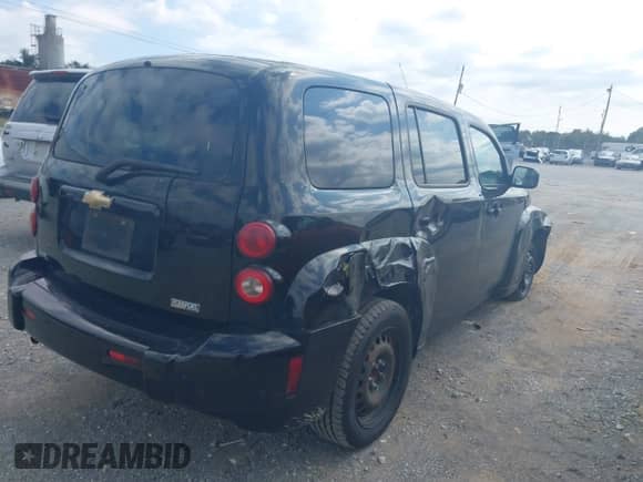 2010 Chevrolet HHR LS с VIN 3GNBAADB3AS526003, выставлен на аукционе IAAI как лот 43417252 с пробегом 174 060 миль миль и . История ставок и продаж доступна на DreamBid. Изображение 4.