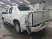 2012 Chevrolet Avalanche LTZ с VIN 3GNTKGE79CG270163, выставлен на аукционе IAAI как лот 42781346 с пробегом 78 106 миль миль и . История ставок и продаж доступна на DreamBid. Изображение 3.