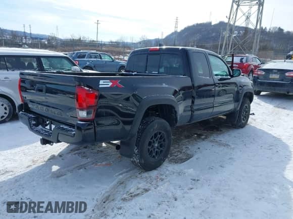2021 Toyota Tacoma SR with VIN 3TYSZ5AN4MT050106, listed as a IAAI auction lot 41393521 with 46,185 mi miles and . Bid and sale history available at DreamBid. Image 4.