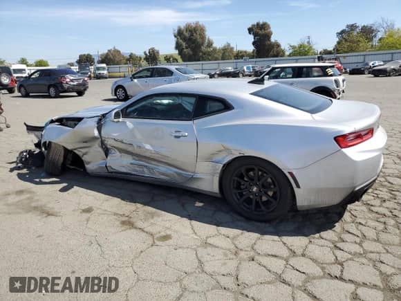 2018 Chevrolet Camaro 1LS z VIN 1G1FA1RX6J0137645, wystawiony jako Copart lot #55106625 z przebiegiem 52 627 mil mil oraz Szkoda całkowita • Salvage title. Historia ofert i sprzedaży dostępna na DreamBid. Obrazek 2.