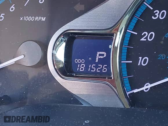 2013 Toyota Sienna XLE AAS with VIN 5TDYK3DC6DS372819, listed as a IAAI auction lot 41395777 with 181,526 mi miles and . Bid and sale history available at DreamBid. Image 15.