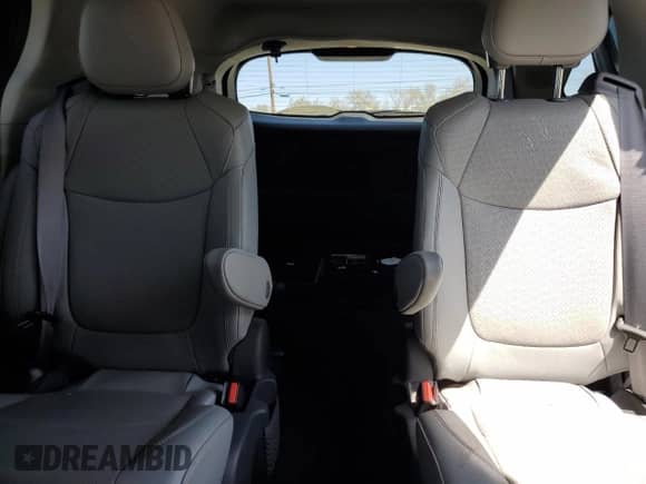 2023 Toyota Sienna Limited с VIN 5TDZRKECXPS169624, выставлен на аукционе Copart как лот 48542525 с пробегом 31 310 миль миль и Списание • Salvage title. История ставок и продаж доступна на DreamBid. Изображение 10.
