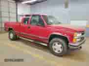 1995 Chevrolet Silverado 2500 с VIN 1GCFK29K0SE130466, выставлен на аукционе Copart как лот 54157915 с пробегом 232 148 миль миль и Списание • Salvage title. История ставок и продаж доступна на DreamBid. Изображение 4.