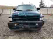 1998 Dodge 1500 z VIN 1B7HC16Z3WS606072, wystawiony jako Copart lot #50005635 z przebiegiem 97 982 mil mil oraz Szkoda całkowita • Salvage title. Historia ofert i sprzedaży dostępna na DreamBid. Obrazek 5.
