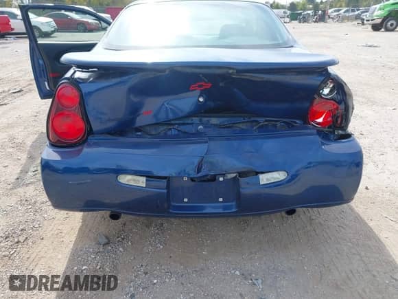 2004 Chevrolet Monte Carlo SS с VIN 2G1WX12K249195923, выставлен на аукционе IAAI как лот 43350902 с пробегом 85 294 миль миль и . История ставок и продаж доступна на DreamBid. Изображение 6.
