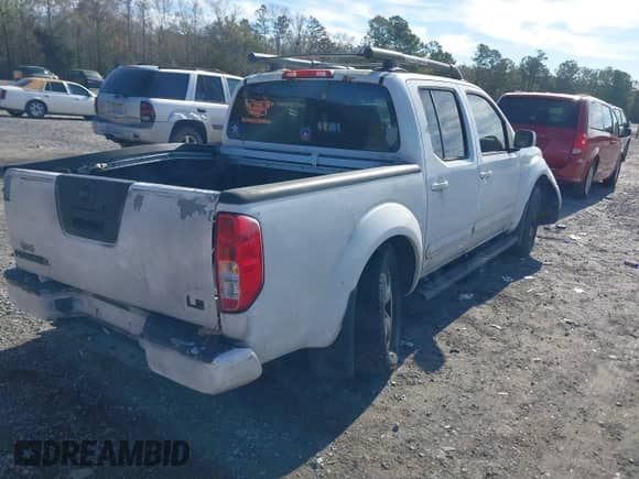 2006 Nissan Frontier LE with VIN 1N6AD07U76C431375, listed as a IAAI auction lot 41327260 with 246,464 mi miles and . Bid and sale history available at DreamBid. Image 4.