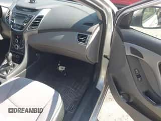 2014 Hyundai Elantra Limited z VIN KMHDH4AE1EU179608, wystawiony jako IAAI lot #43273110 z przebiegiem 101 549 mil mil oraz . Historia ofert i sprzedaży dostępna na DreamBid. Obrazek 5.