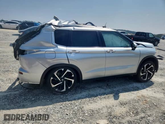 2024 Mitsubishi Outlander SE z VIN JA4J3VA82RZ067053, wystawiony jako Copart lot #81312425 z przebiegiem 52 238 mil mil oraz Szkoda całkowita • Salvage title. Historia ofert i sprzedaży dostępna na DreamBid. Obrazek 3.