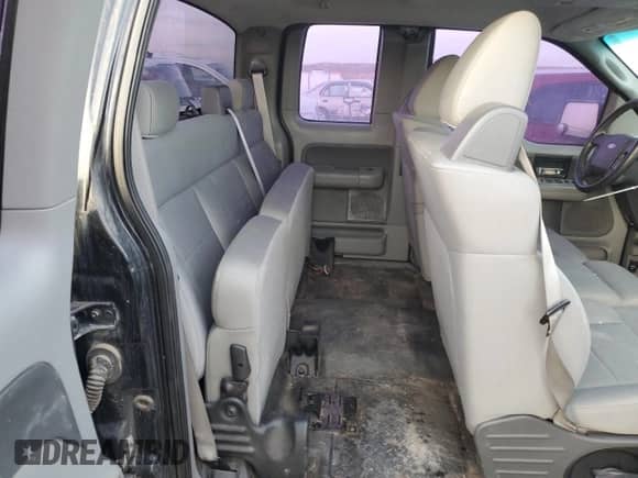 2007 Ford F-150 XLT z VIN 1FTPX14V87FB33280, wystawiony jako Copart lot #84308274 z przebiegiem 162 126 mil mil oraz Czysty tytuł • Clean title. Historia ofert i sprzedaży dostępna na DreamBid. Obrazek 10.