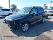 2014 Volkswagen Tiguan S с VIN WVGBV3AX9EW527770, выставлен на аукционе IAAI как лот 42384149 с пробегом 122 369 миль миль и . История ставок и продаж доступна на DreamBid. Изображение 2.