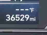 2024 Hyundai Tucson SEL z VIN 5NMJB3DE3RH305950, wystawiony jako IAAI lot #42981928 z przebiegiem 36 529 mil mil oraz . Historia ofert i sprzedaży dostępna na DreamBid. Obrazek 16.