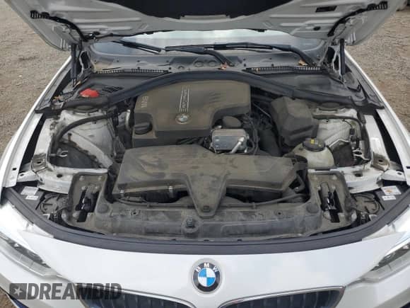 2016 BMW 4 Series 428i xDrive z VIN WBA4C9C51GG136270, wystawiony jako Copart lot #67798155 z przebiegiem 65 597 mil mil oraz Szkoda całkowita • Salvage title. Historia ofert i sprzedaży dostępna na DreamBid. Obrazek 11.