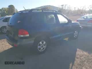 2005 Hyundai Santa Fe GLS with VIN KM8SC73D95U932510, listed as a IAAI auction lot 43461070 with 221,279 mi miles and . Bid and sale history available at DreamBid. Image 4.