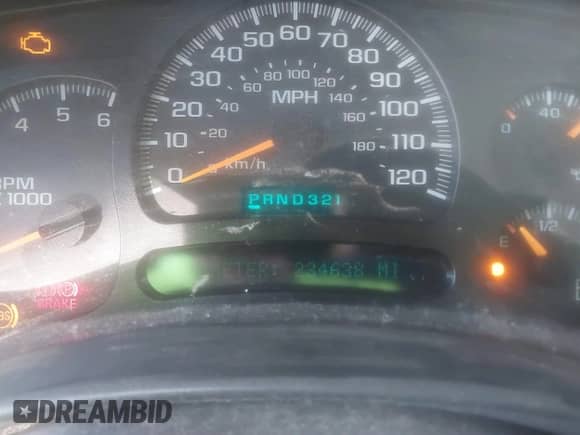 2005 GMC Sierra 1500 SLE z VIN 2GTEC19V051217013, wystawiony jako IAAI lot #41135916 z przebiegiem 240 000 mil mil oraz . Historia ofert i sprzedaży dostępna na DreamBid. Obrazek 7.