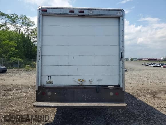 2002 Ford Econoline Cargo с VIN 1FDSE35L12HA81850, выставлен на аукционе Copart как лот 59160315 с пробегом 74 773 миль миль и Чистый • Clean title. История ставок и продаж доступна на DreamBid. Изображение 6.