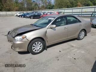 2006 Toyota Camry LE with VIN 4T1BE32K26U642713, listed as a Copart auction lot 81567965 with 93,037 mi miles and Salvage title. Bid and sale history available at DreamBid. Image 1.