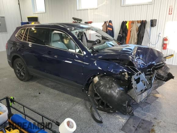 2023 Volkswagen Tiguan SE с VIN 3VV2B7AXXPM023740, выставлен на аукционе Copart как лот 81864085 с пробегом 78 108 миль миль и Списание • Salvage title. История ставок и продаж доступна на DreamBid. Изображение 4.