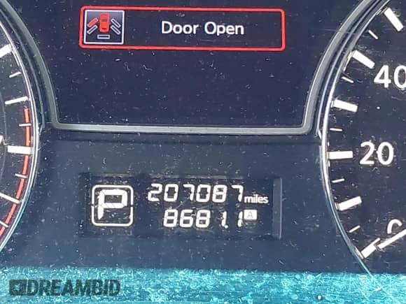 2015 Nissan Pathfinder SV с VIN 5N1AR2MN8FC723996, выставлен на аукционе IAAI как лот 42536234 с пробегом 207 087 миль миль и . История ставок и продаж доступна на DreamBid. Изображение 15.