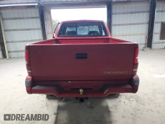 1996 Chevrolet S-10 LS с VIN 1GCDT19X2TK128327, выставлен на аукционе Copart как лот 47827255 с пробегом 180 054 миль миль и Чистый • Clean title. История ставок и продаж доступна на DreamBid. Изображение 6.